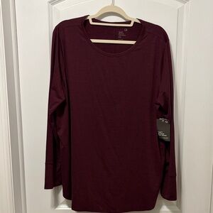 GAP Brushed Tech Burgundy Long Sleeve Top
XXL - NWT